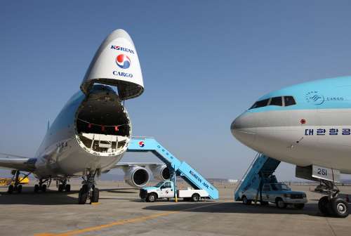 �󺫺��׼�B747-8��Ӫ