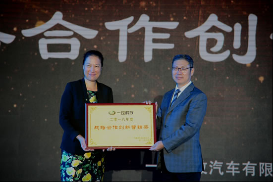 ���Ĳ�ͣ��Я���캽 һ����������ս�Ժ��������³�