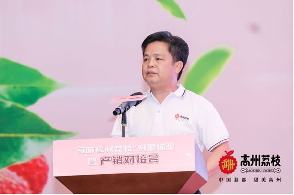 包含德邦快递在内的多家着名快递企业出席本次活动
-南美双清包税
