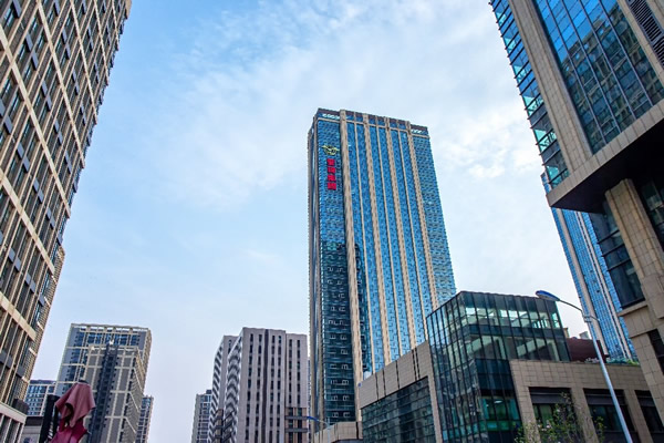 亞琦團體以商貿(mào)物流為新型城鎮(zhèn)建設(shè)添磚加瓦
-寧波雙清包稅
