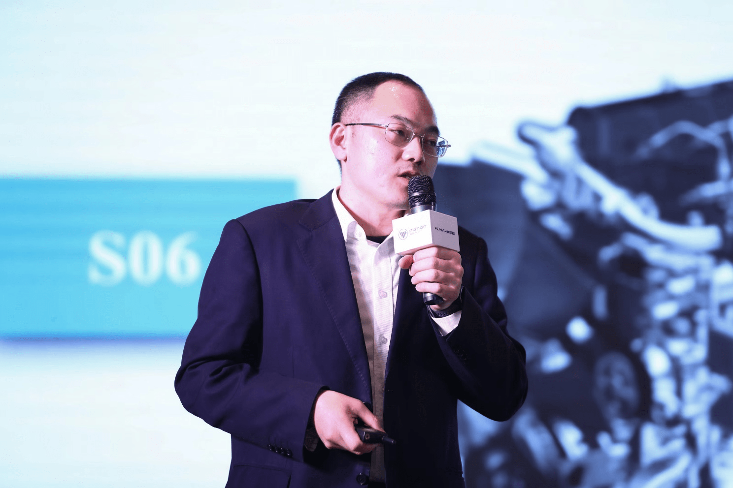 以高效定制 为绿通提速，全新一代欧航AR系列绿通快车全国火爆上市
-DHL快递