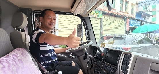 智蓝轻卡这一专业服务圈粉无数
-EMC海派