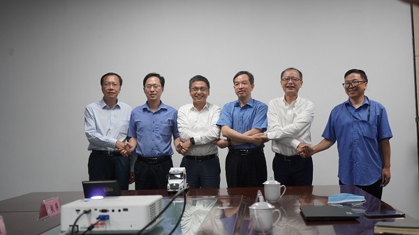 在當(dāng)前商用車行業(yè)承壓的情況下